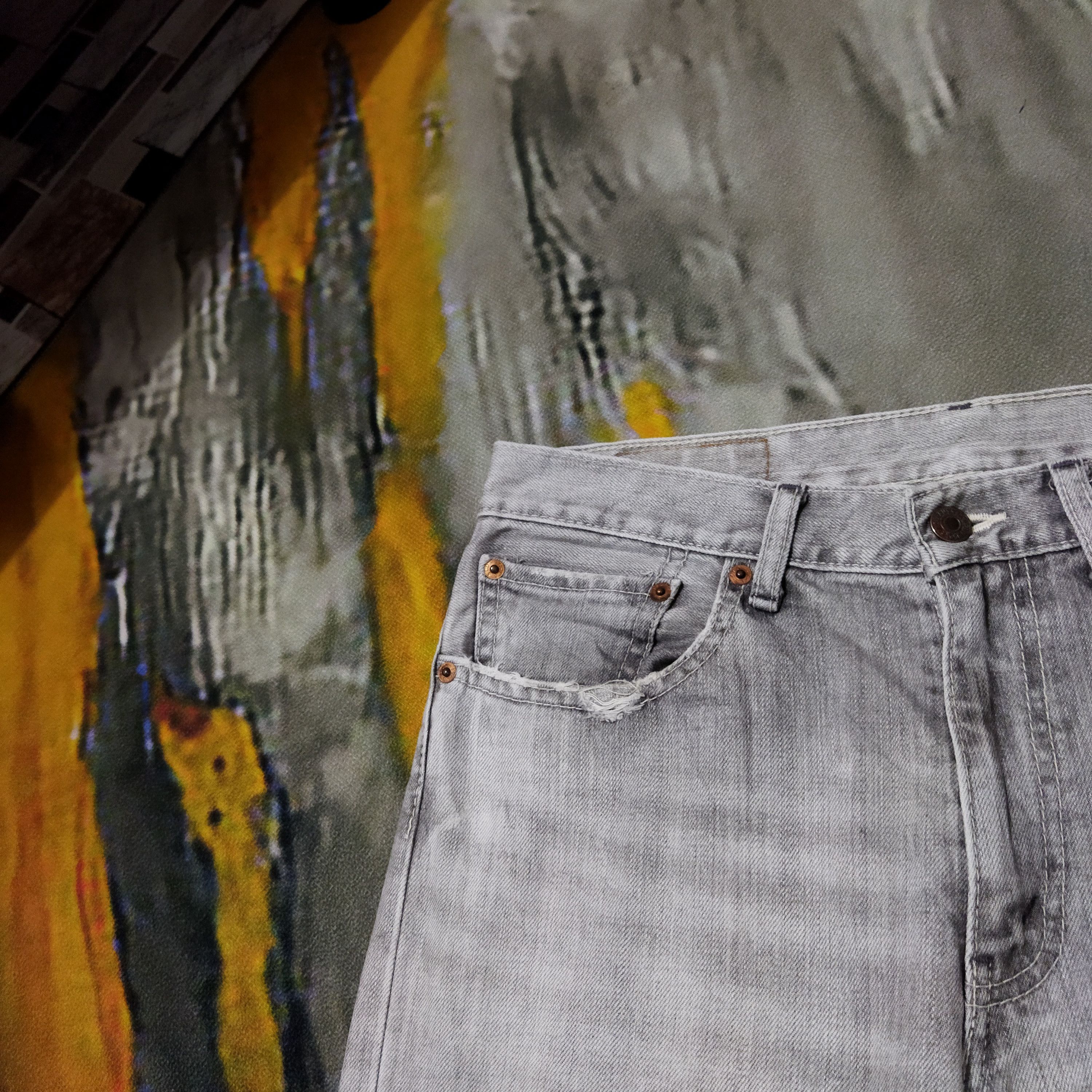 Levi's × Vintage LEVIS 505 DISTRESSED FADED GREY JEANS PANTS Size US 32 / EU 48 - 4 Thumbnail
