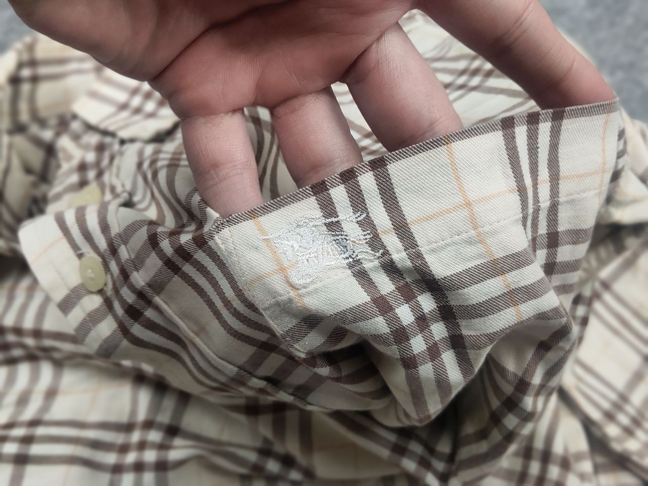Burberry Burberrys Vintage 90's Nova Check Button long sleeve shirt Size US M / EU 48-50 / 2 - 10 Thumbnail