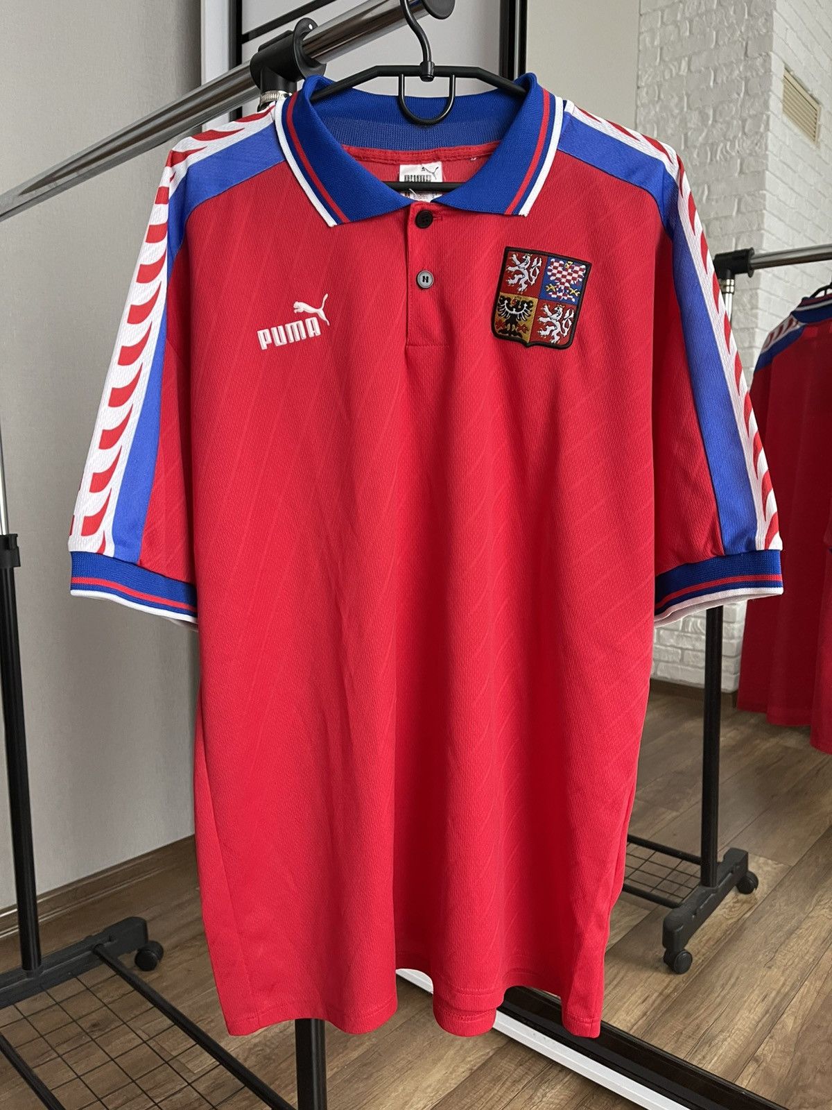 1996/1997 Puma Czech Republic Vintage Soccer Jersey T-Shirt