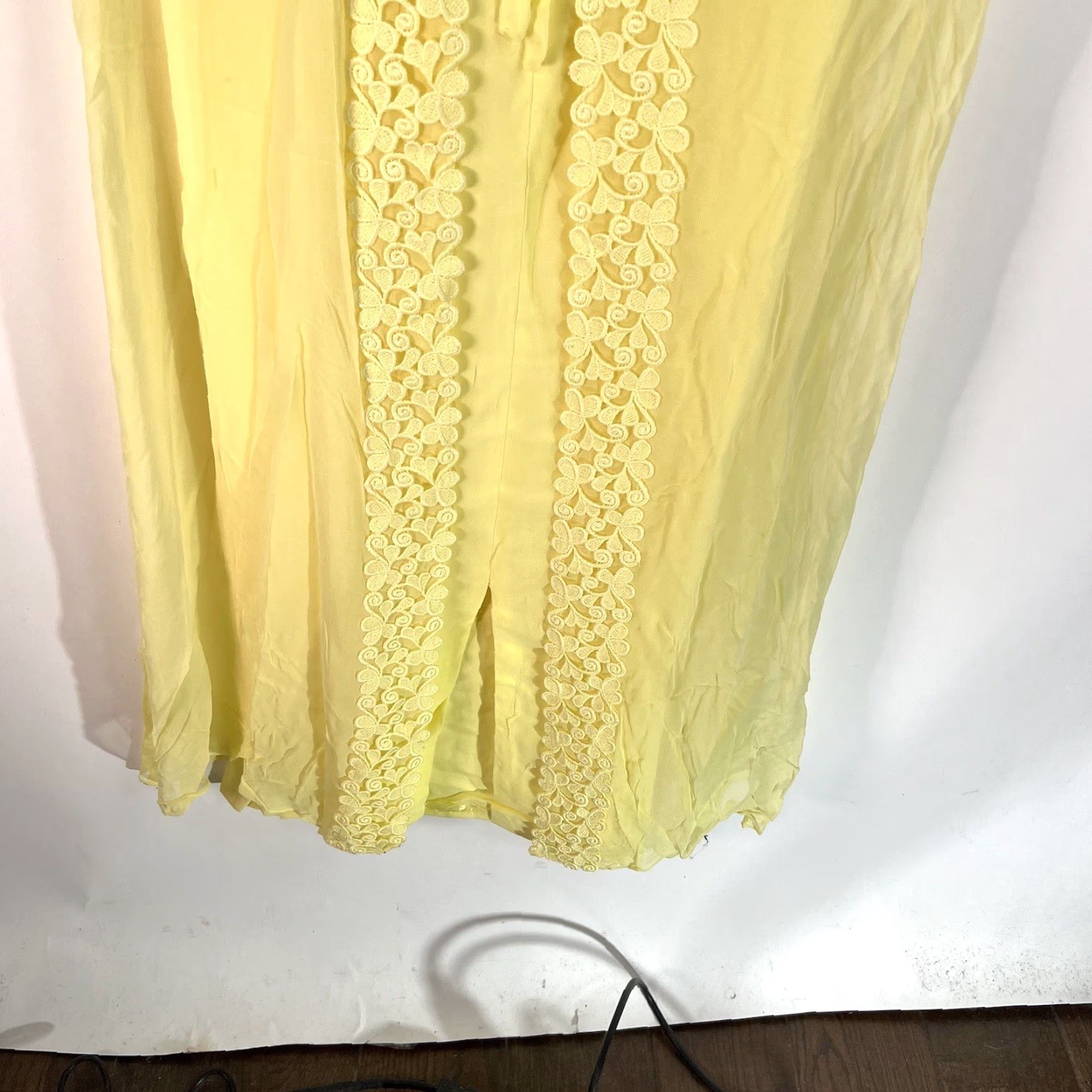 Vintage VINTAGE True Vintage 1960s Lemon Yellow Beaded Chiffon Slip Smock Dress Size 9 Womens Size M / US 6-8 / IT 42-44 - 6 Thumbnail