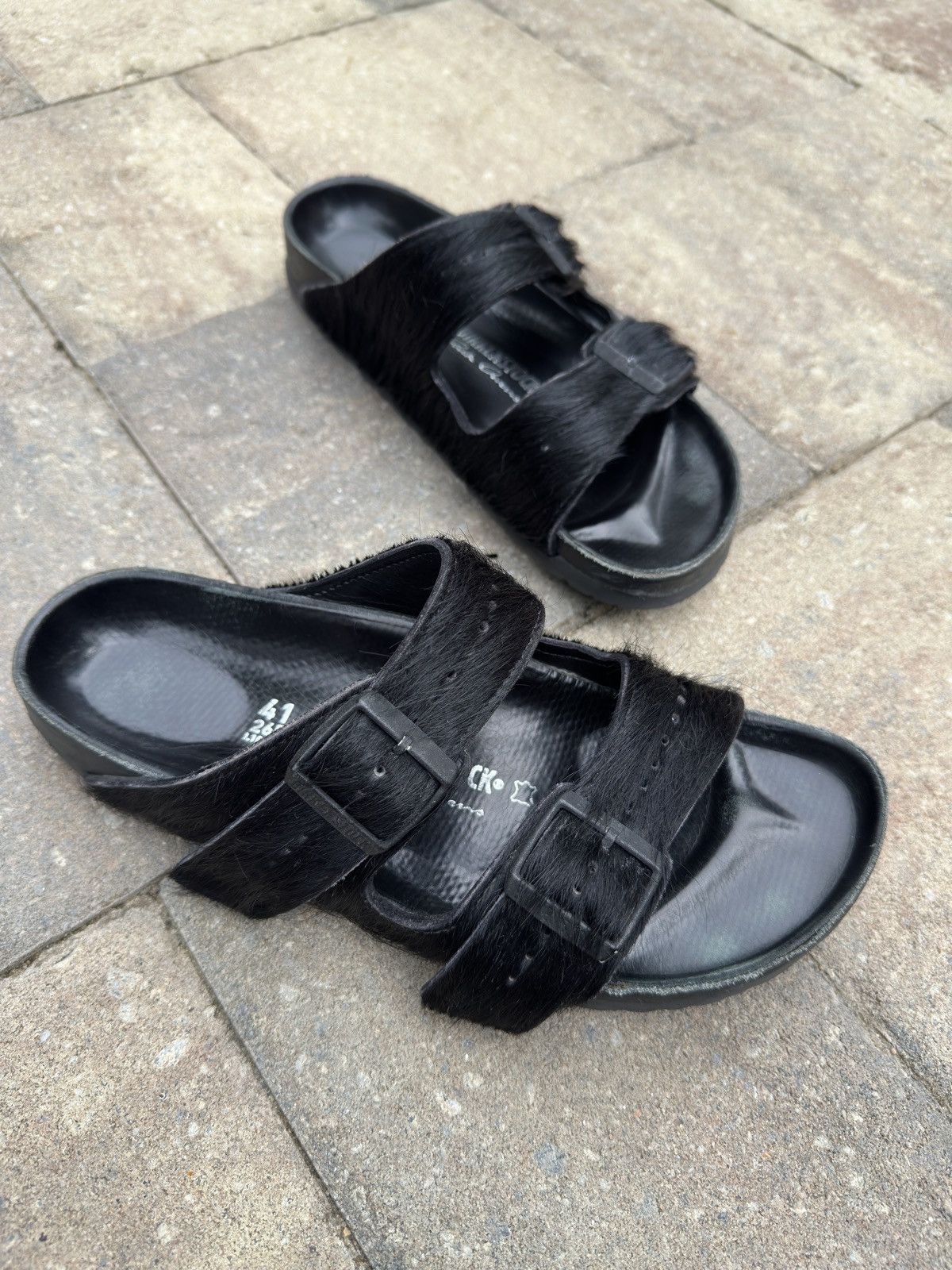 Birkenstock × Rick Owens rick owens birkenstock calf hair sandals Size US 8.5 / EU 41-42 - 2 Thumbnail