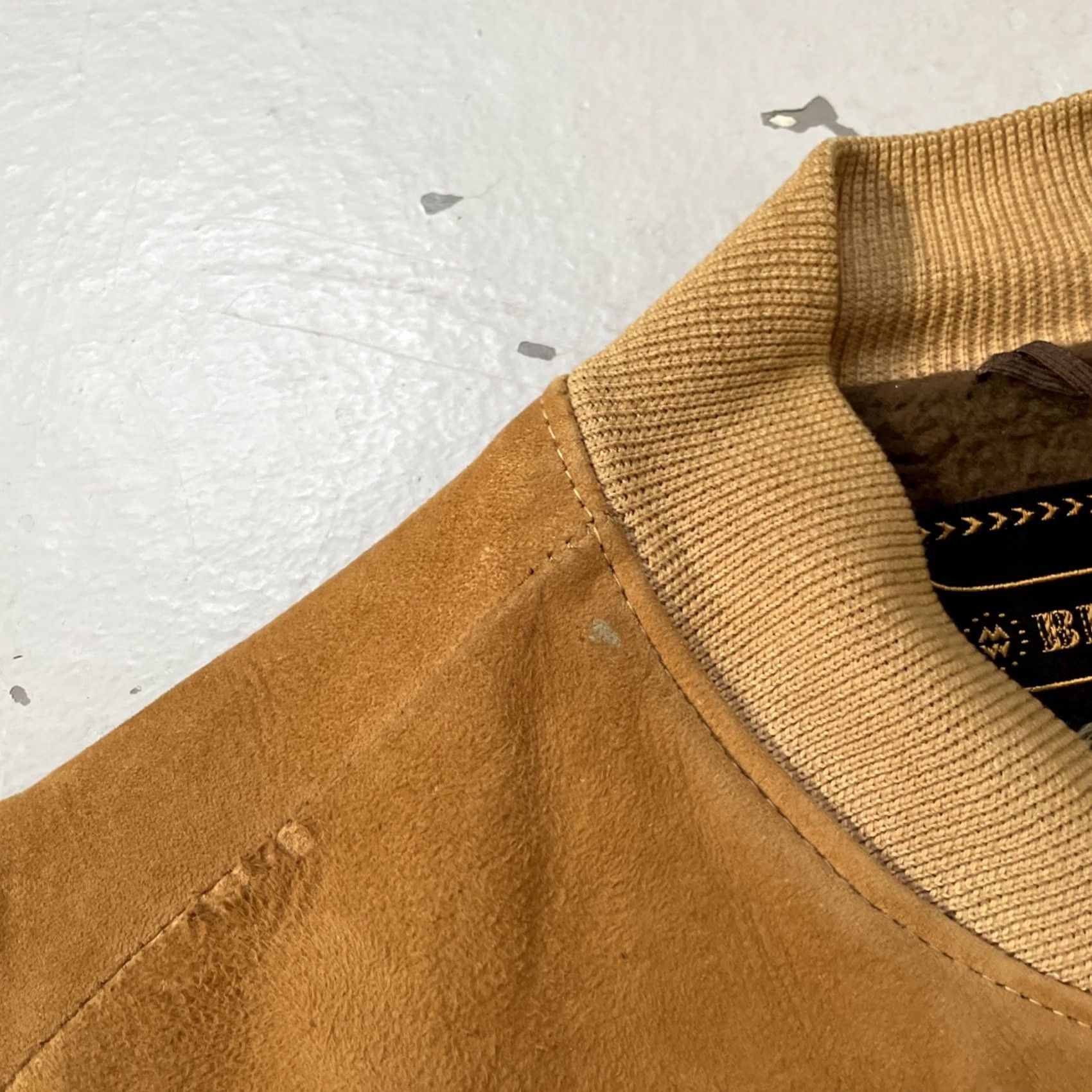 Vintage VINTAGE Brent Suede Leather Distressed Bomber Jacket 40 Brown Leather Zip 1960s Military Biker 60s Unisex Adults Mens Womens Size US XXS / EU 40 - 2 Thumbnail
