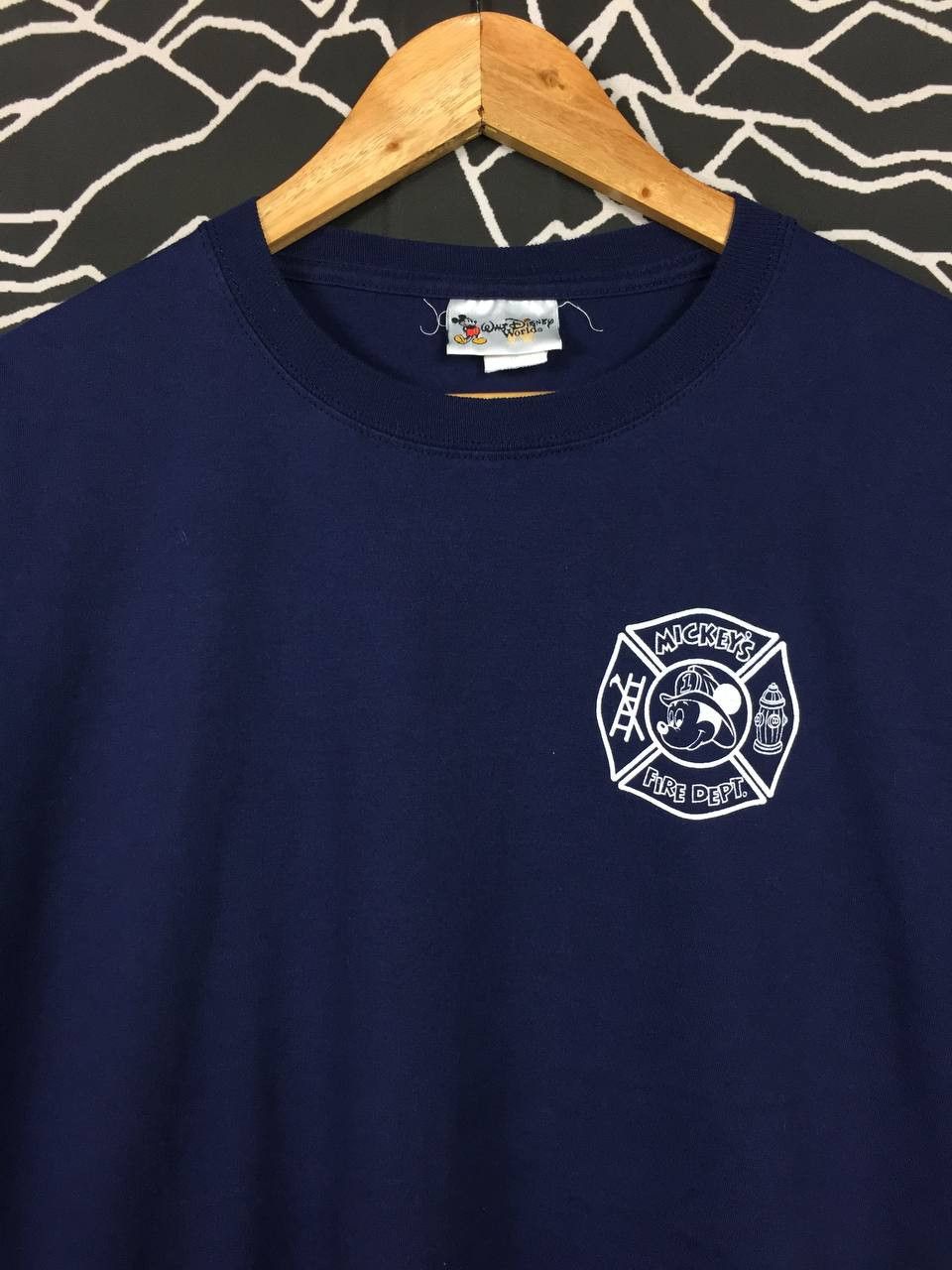 Cartoon Network Vtg Walt Disney World Mickey's Fire Department Cartoon Tee Size US XXL / EU 58 / 5 - 6 Thumbnail