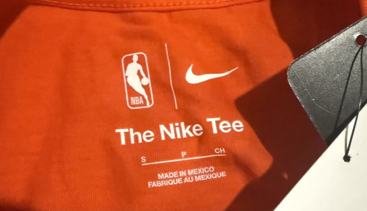 Nike NBA OKC Thunder orange Nike Dri Fit adult small tee NWT Size US S / EU 44-46 / 1 - 3 Thumbnail