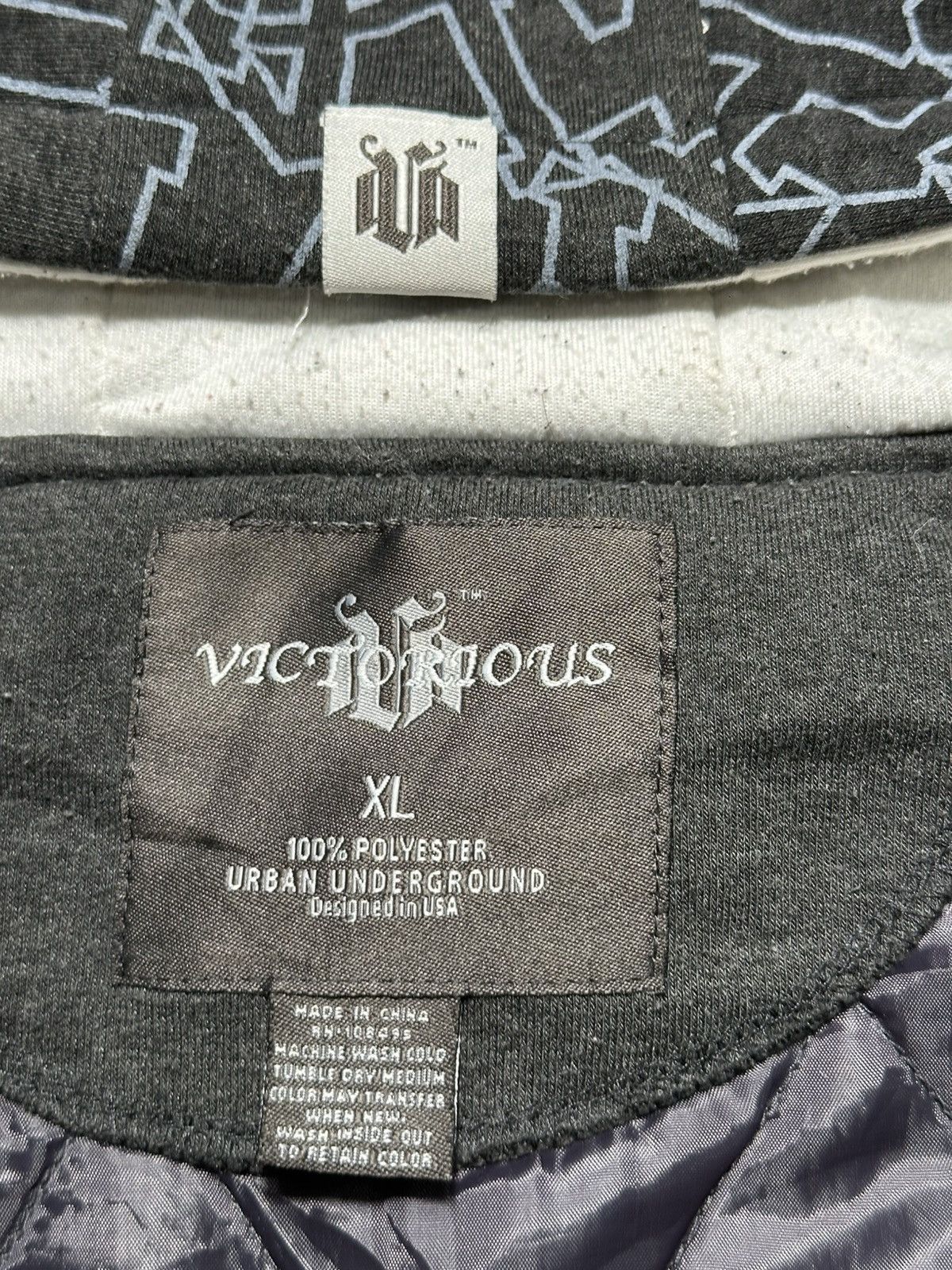 Vintage Victorious Urban Underground "LA" graphic pattern Hoodie Size US XXL / EU 58 / 5 - 11 Thumbnail