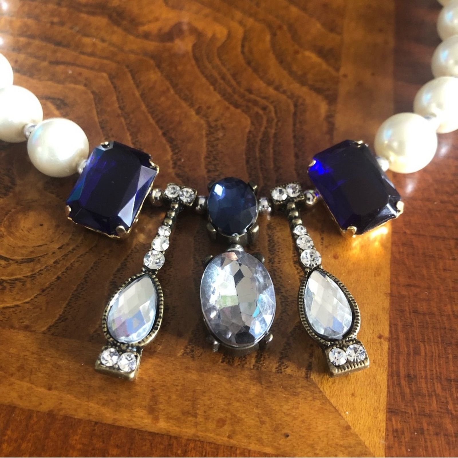 Handmade Handcrafted classy elegant white glass Pearl necklace Size ONE SIZE - 8 Thumbnail