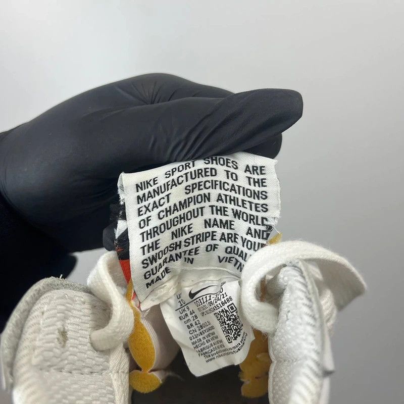 Nike Nike Blazer Mid 77 Stitch High Top Sneakers Size 44 Size US 10.5 / EU 43-44 - 10 Thumbnail