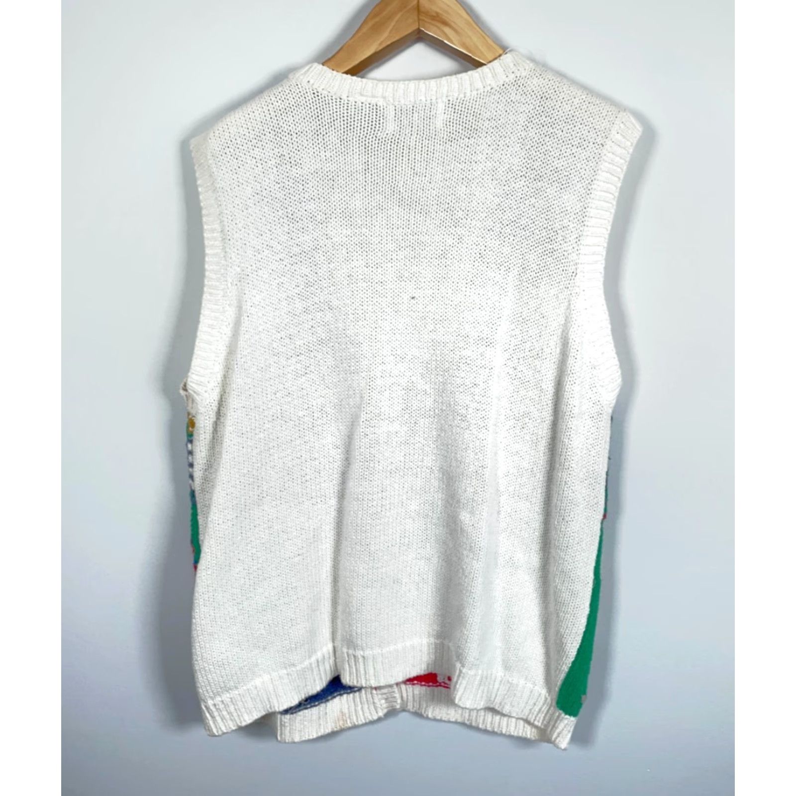 Vintage VINTAGE Ashley Sweater Vest Women 1X Ivory Christmas Motif Hand Knit Embroidered Poinsettia Nutcracker 90s Holiday Ugly Size XL / US 12-14 / IT 48-50 - 2 Thumbnail
