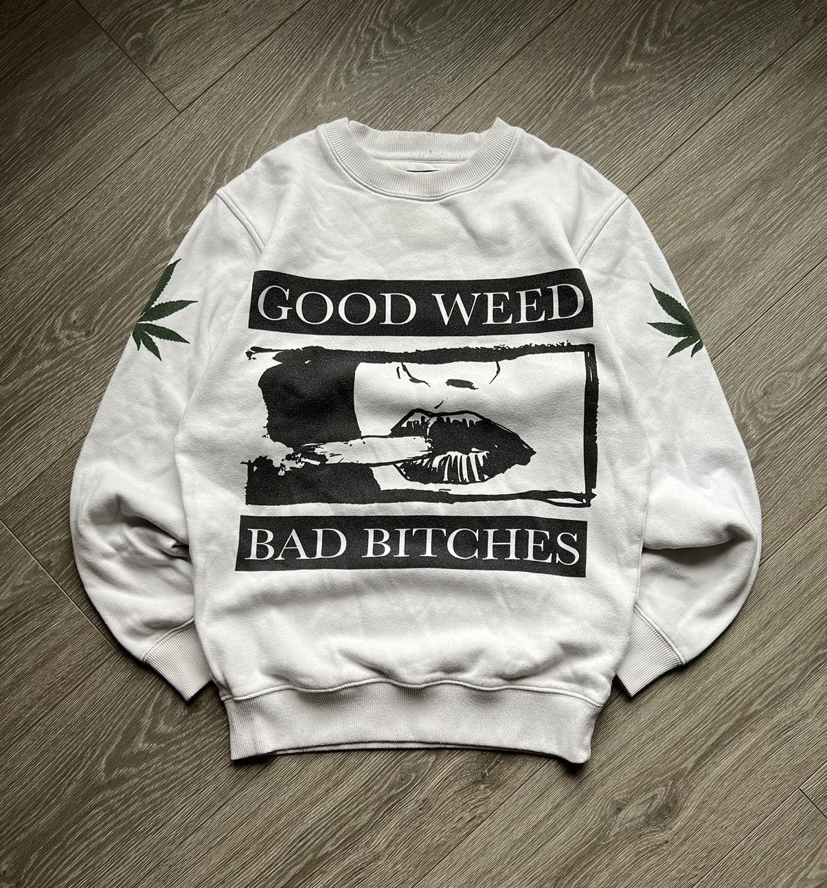 Vintage Vintage 💥💥 Good Weed Bad Girl Sweatshirt Band Size US M / EU 48-50 / 2 - 1 Thumbnail