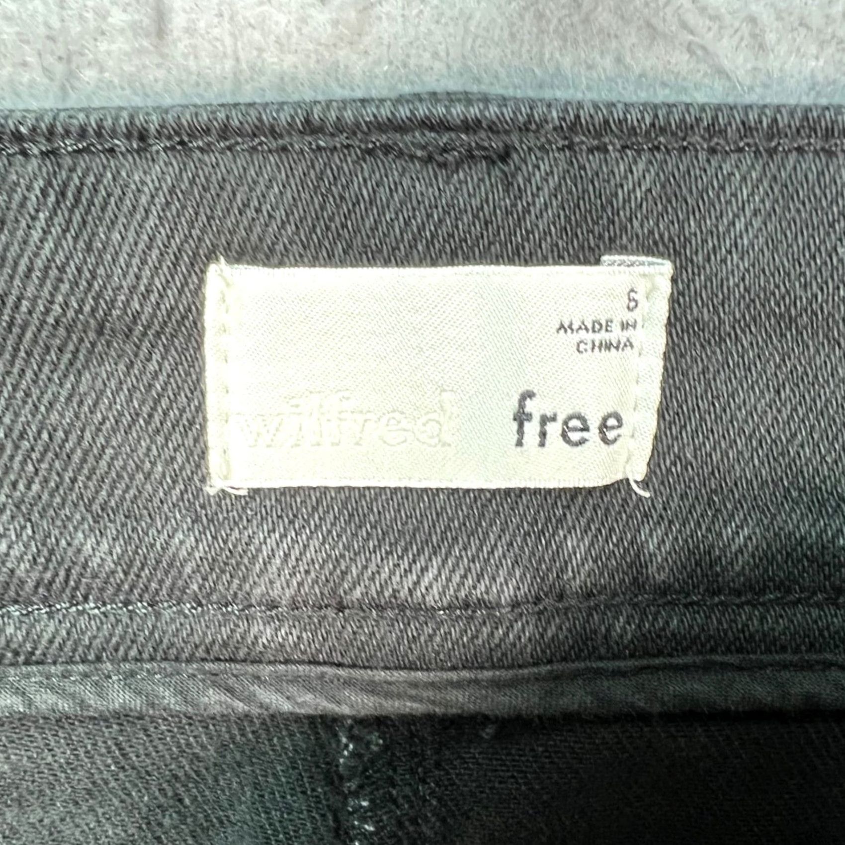Vintage Wilfred Free Womens Small Black High-Waisted Tapered Leg Cargo Pants Size 28" / US 6 / IT 42 - 3 Thumbnail