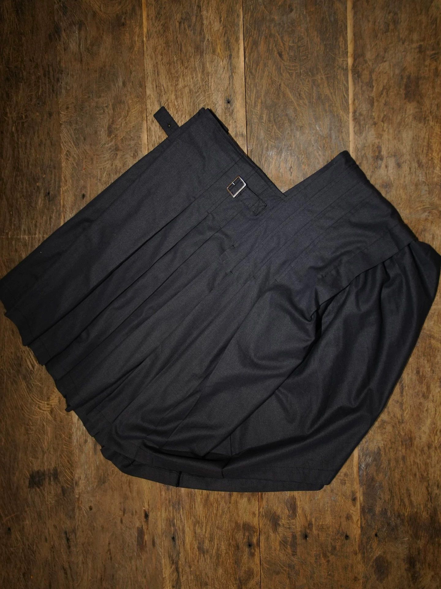 Comme des Garcons CDG Vintage Wool Pleated Asymmetric Skirt Size 26" / US 2 / IT 38 - 4 Thumbnail