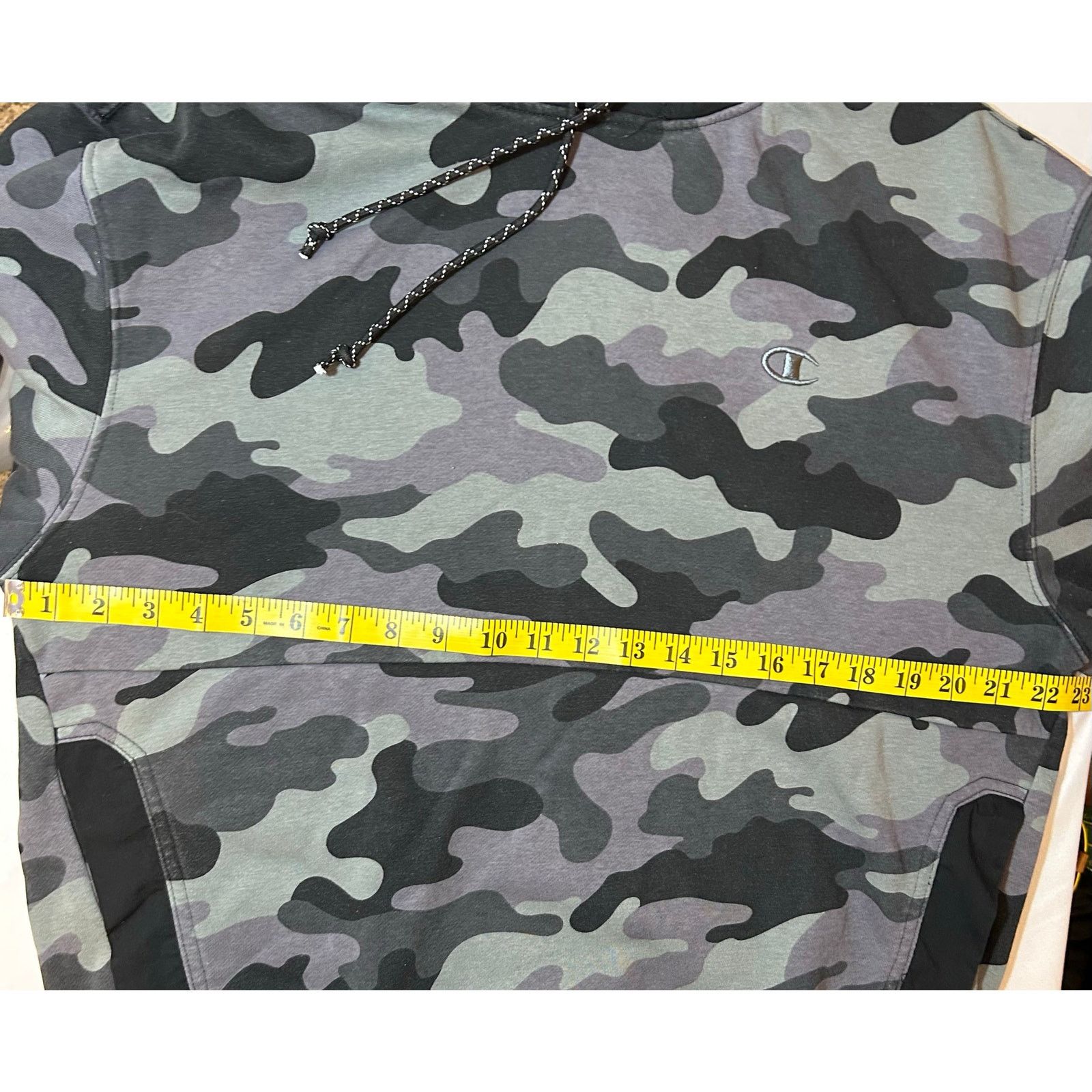 Champion Champion camouflage hoodie size M Size US M / EU 48-50 / 2 - 5 Thumbnail