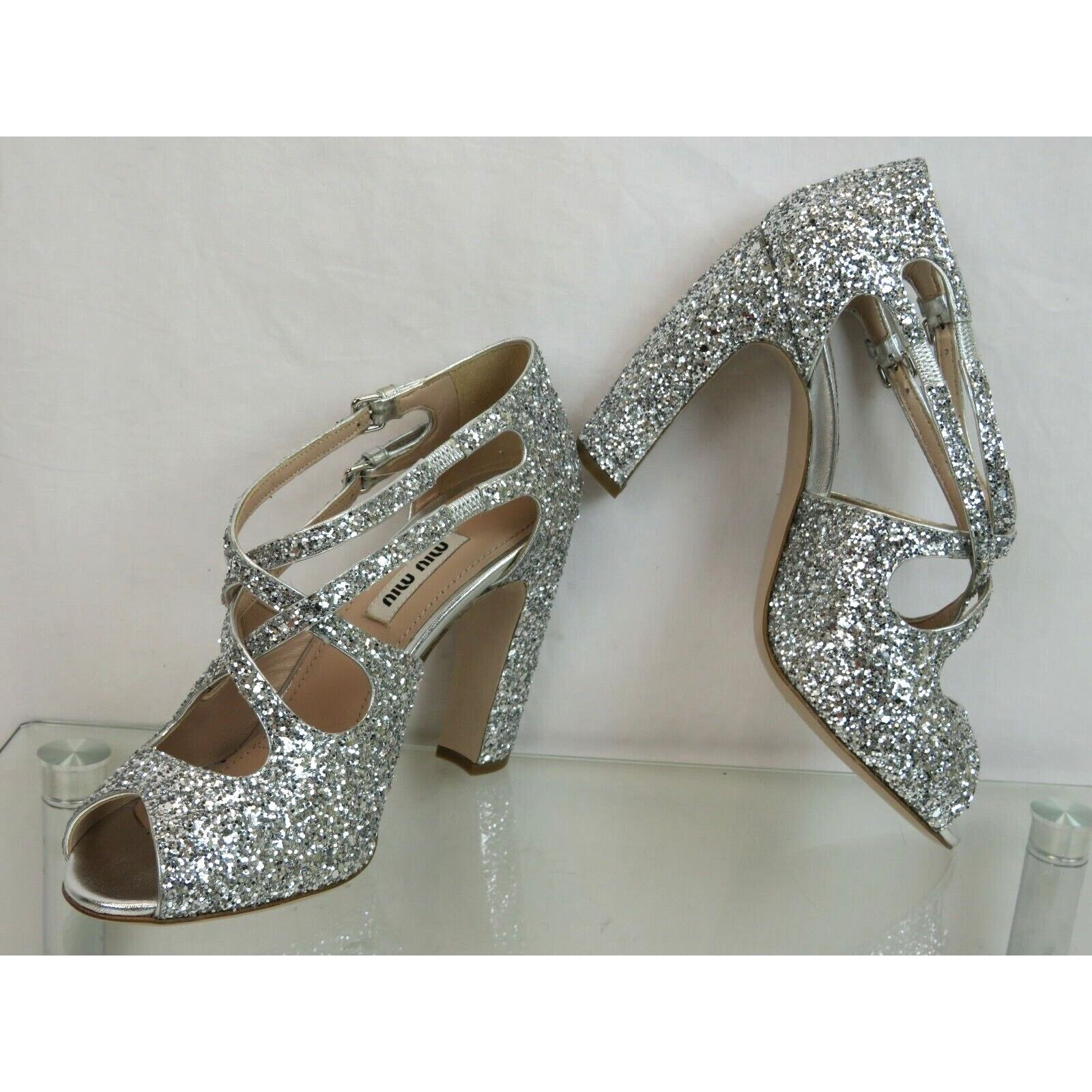 Miu Miu MIU MIU PRADA SILVER GLITTER LEATHER 5K880C BUCKLE PUMPS 36 Size US 6 / IT 36 - 4 Thumbnail
