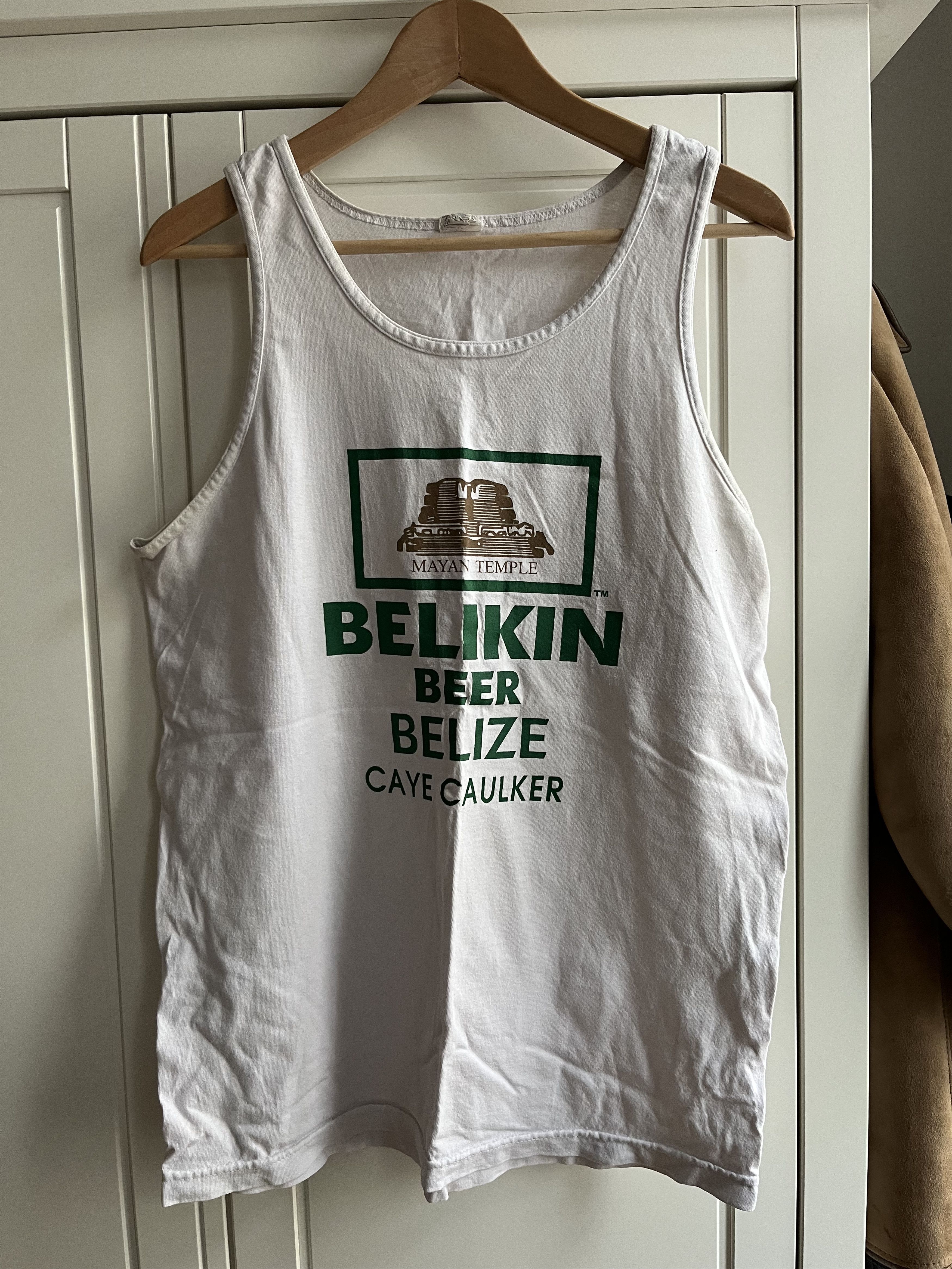 Vintage Belize Bier Tank Top Achselshirt Latino, Gr. M / L, weiß Size US M / EU 48-50 / 2 - 1 Thumbnail