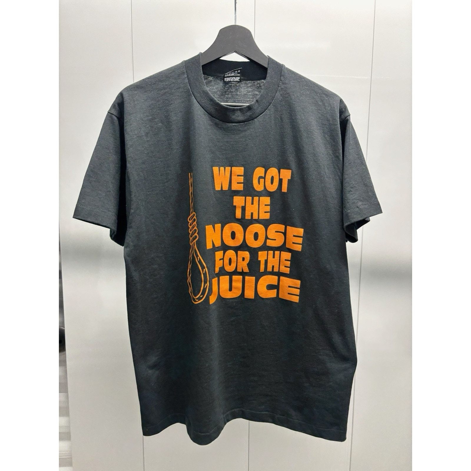 Fruit Of The Loom Vintage We Got The Noose For The Juice OJ Simpson Shirt 90s Size US L / EU 52-54 / 3 - 1 Thumbnail