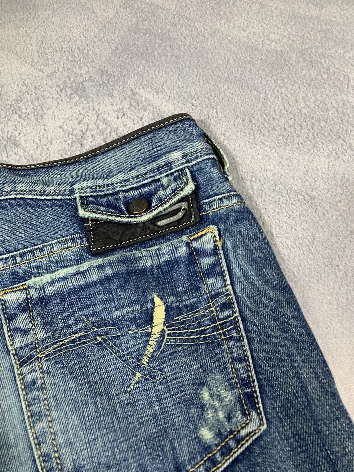 Diesel × Vintage VintageY2K Diesel faded straight denim jeans streetwear S 27 Size 27" / US 4 / IT 40 - 4 Thumbnail