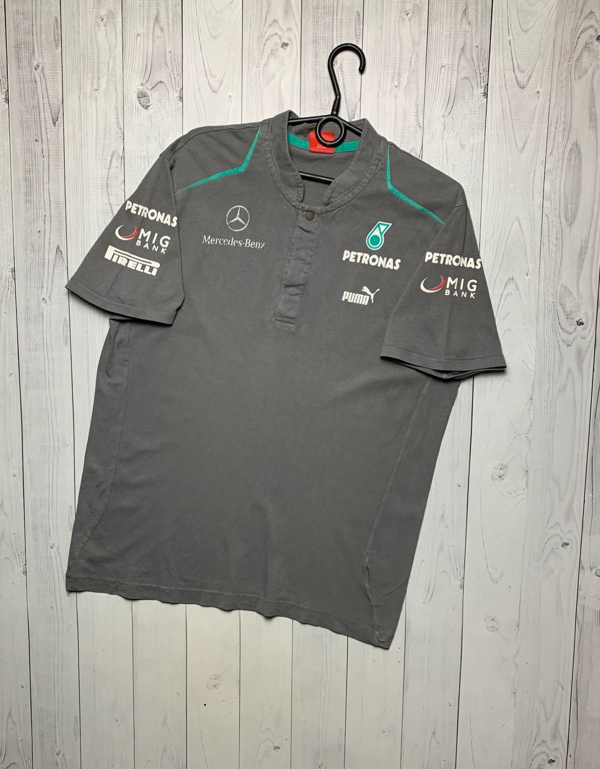 Mercedes-Benz × Vintage Vintage puma Mercedes Benz racing Petronas size L Size US L / EU 52-54 / 3 - 1 Thumbnail