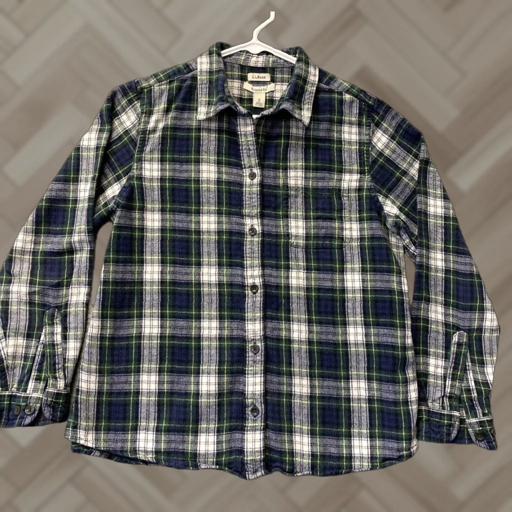 Vintage VINTAGE LL Bean Womens Petite Button Up Shirt Cotton Plaid Long Sleeve Casual Green M Size M / US 6-8 / IT 42-44 - 1 Thumbnail