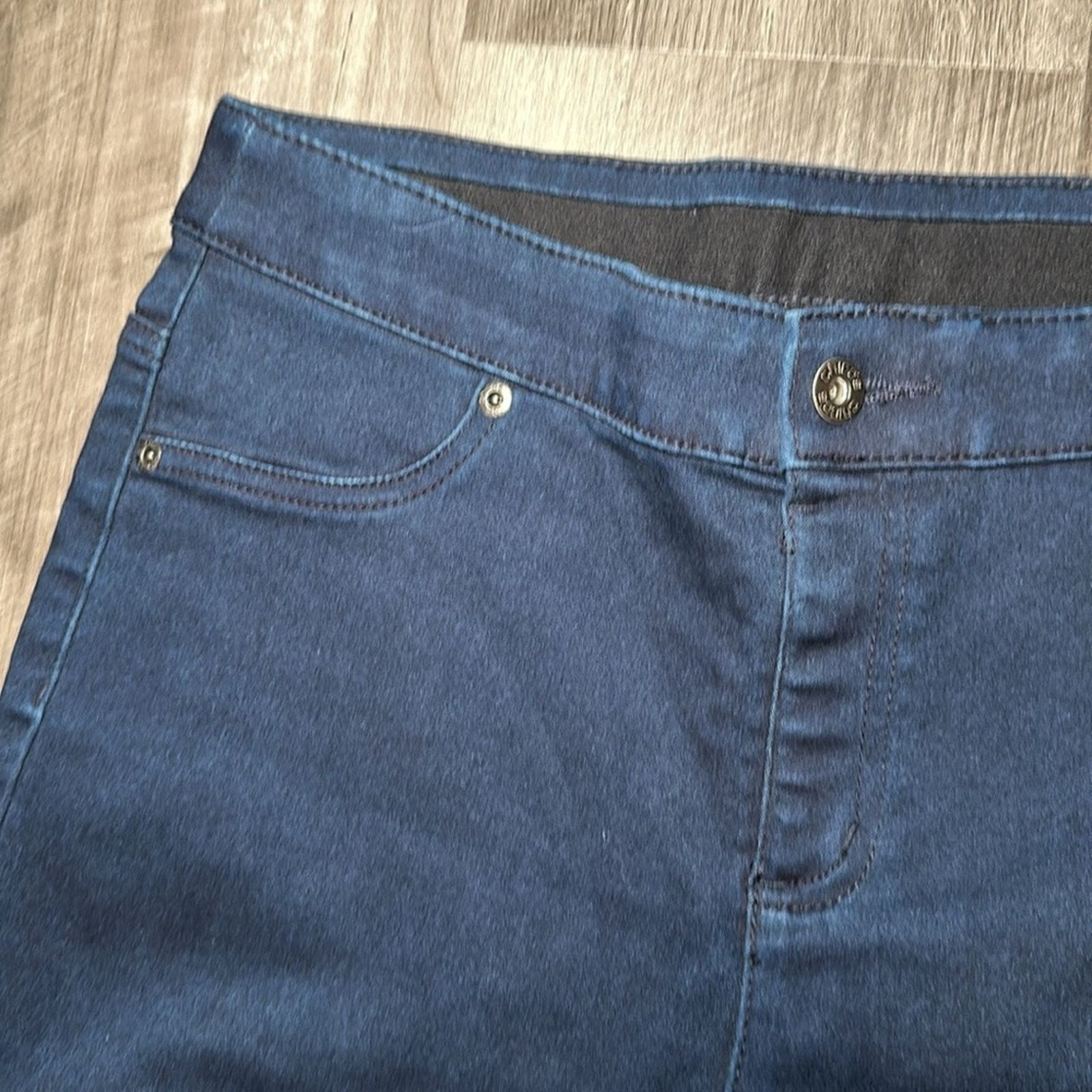 Chicos Chico’s Perfect Stretch Sateen Jegging - 1 Short Size 30" / US 8 / IT 44 - 5 Thumbnail