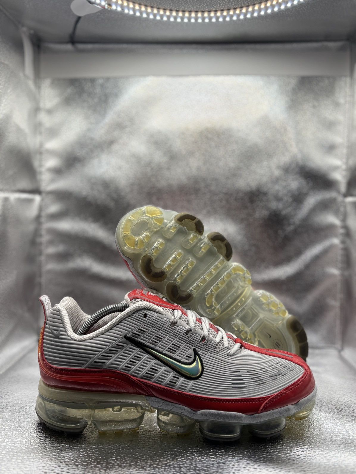 Nike Nike air vapormax 360 og grey red Size US 11 / EU 44 - 1 Thumbnail