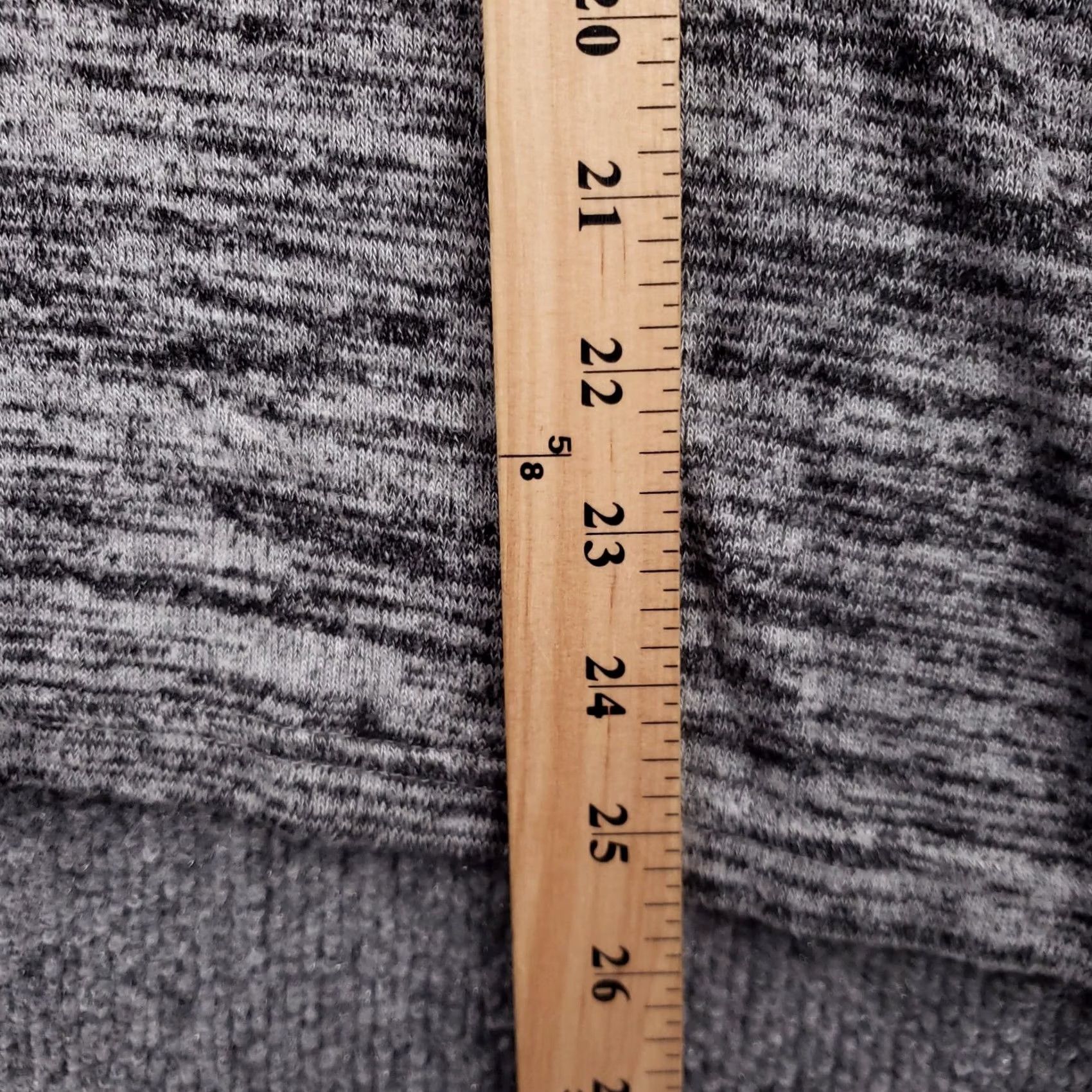 Old Navy Old Navy T Shirt Womens L Large Gray Long Sleeves Pullover Knit Tee Size L / US 10 / IT 46 - 5 Thumbnail