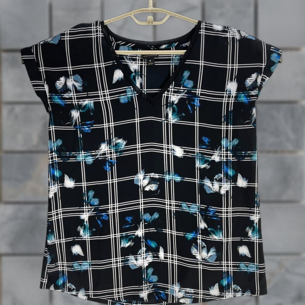 Worthington Worthington Shirt Women M Black Blue Floral Print Semi Sheer V Neck Feminine, Plaid, Short Sleeve, Tunic, Regular Fit, Pullover, Casual, Classic Size M / US 6-8 / IT 42-44 - 1 Thumbnail