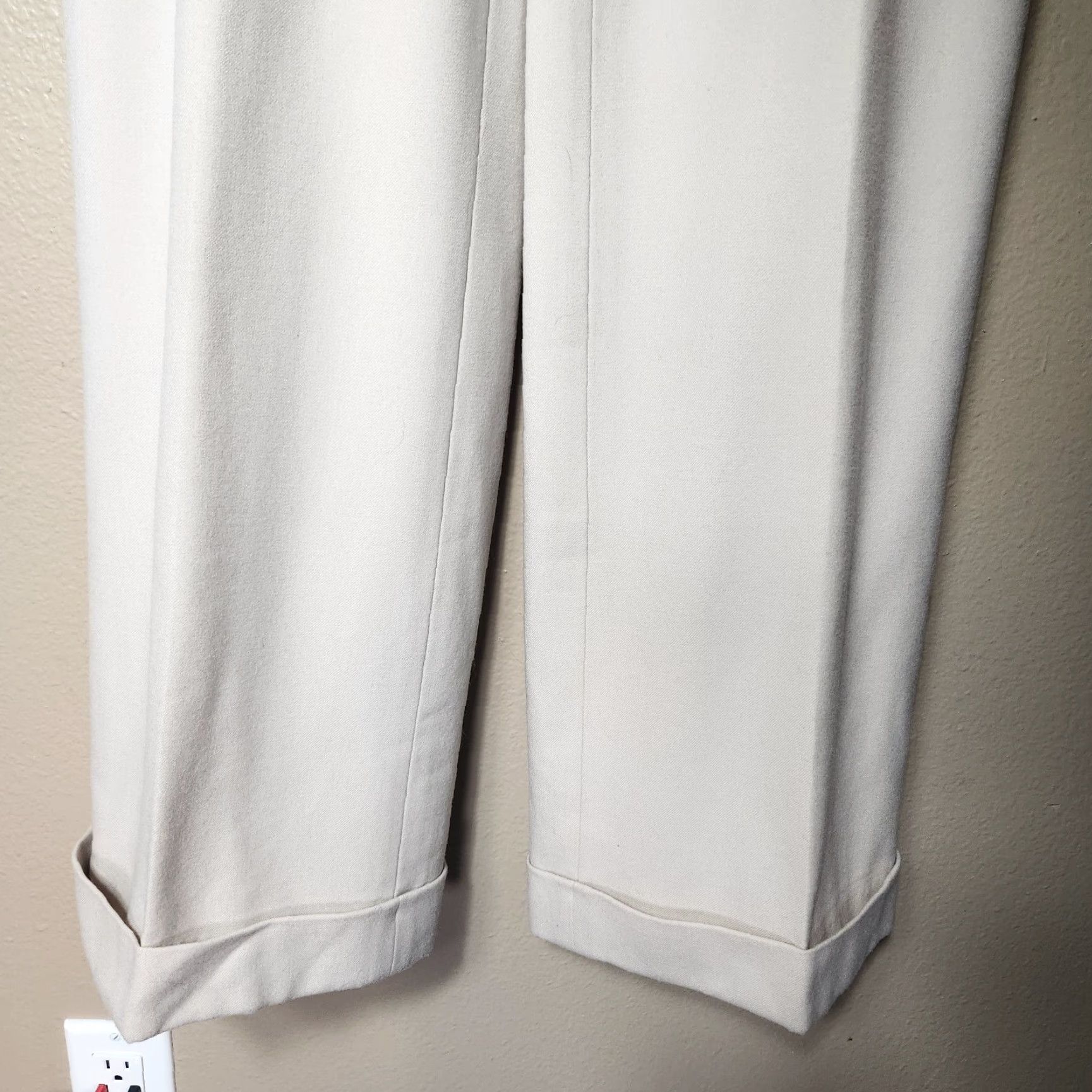 Vintage AT Studio Wmns Wool Cashmere High Rise Cuffed Wide Leg Dress Pants-Size 6 NWT Beige Wool Dress Pants Wide-Leg Office Womens Size 28" / US 6 / IT 42 - 3 Thumbnail
