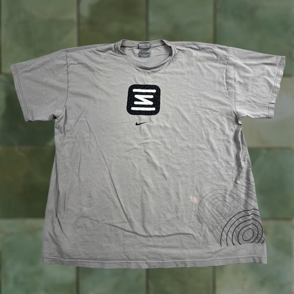 Nike Nike Shirt Mens 2XL Gray Crew Neck Cotton Graphic Tee Swoosh Logo Sports Top Size US XXL / EU 58 / 5 - 1 Thumbnail