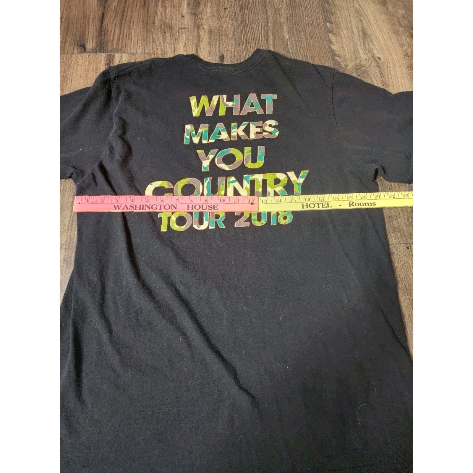 Vintage Mens L District T-Shirt What Makes You Country Luke Bryan 2018 Tour Double Sided Black 100% Cotton Crew Neck Short Sleeve Mens/L Jacket? Size US L / EU 52-54 / 3 - 3 Thumbnail
