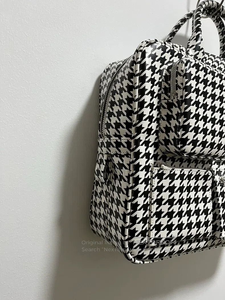 Comme des Garcons Comme des Garcons Houndstooth, Black and White Check, Hand Size ONE SIZE - 5 Thumbnail