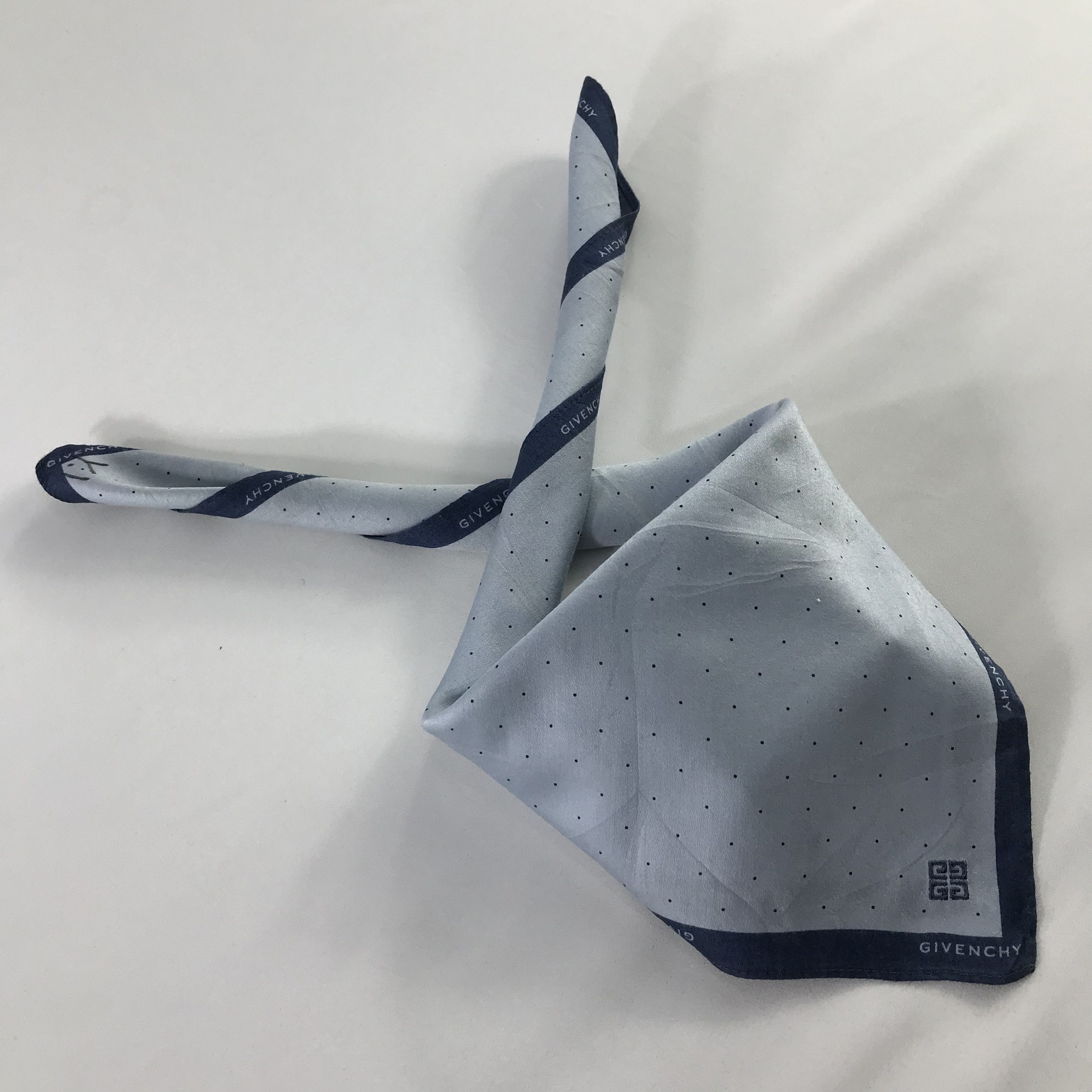 Vintage Givenchy Bandana/ Handkerchief / Neckerchief Size ONE SIZE - 2 Thumbnail