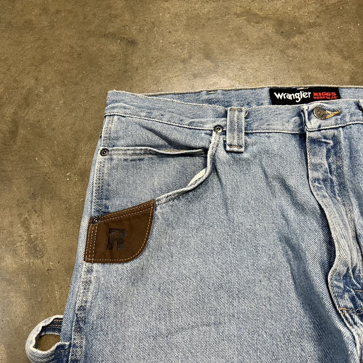 Vintage × Wrangler Vintage Wrangler Riggs Carpenter Workwear Jeans Baggy Faded Size US 36 / EU 52 - 7 Thumbnail