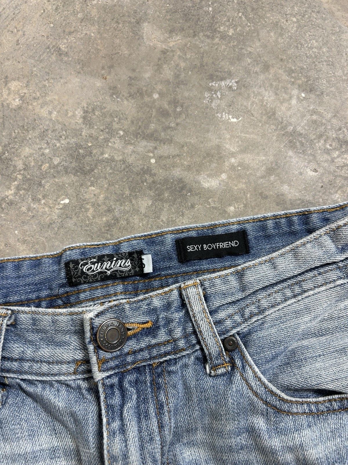 Other Eunina Denim Short Shorts Sexy Boyfriend Size 5 Womens Size 29" - 3 Thumbnail