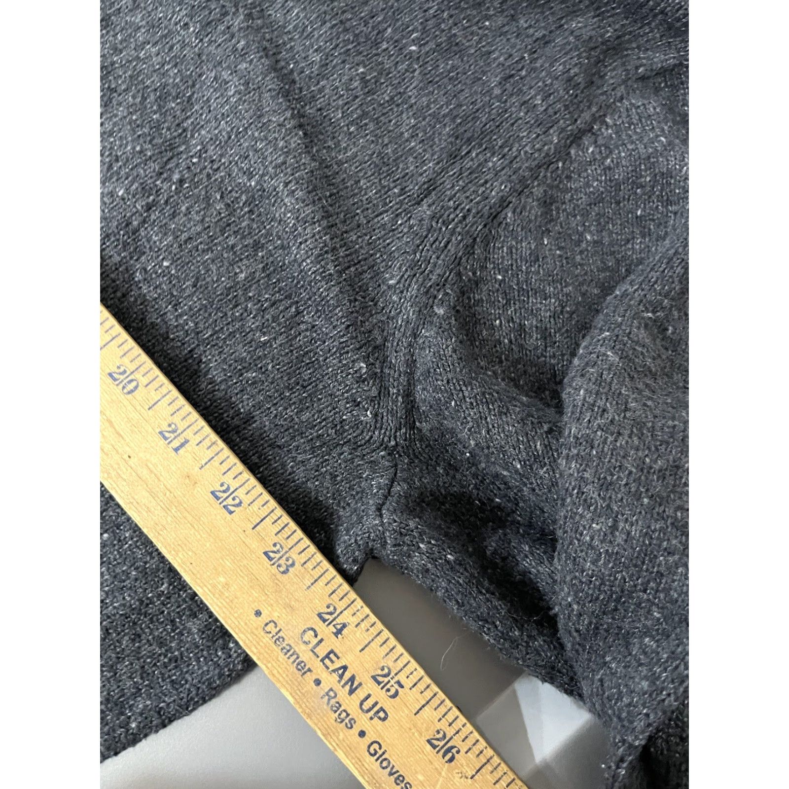 Perry Ellis Perry Ellis Gray Sweater Elbow Patch 1/4 Button Neck Sz XL Men Size US XL / EU 56 / 4 - 5 Thumbnail