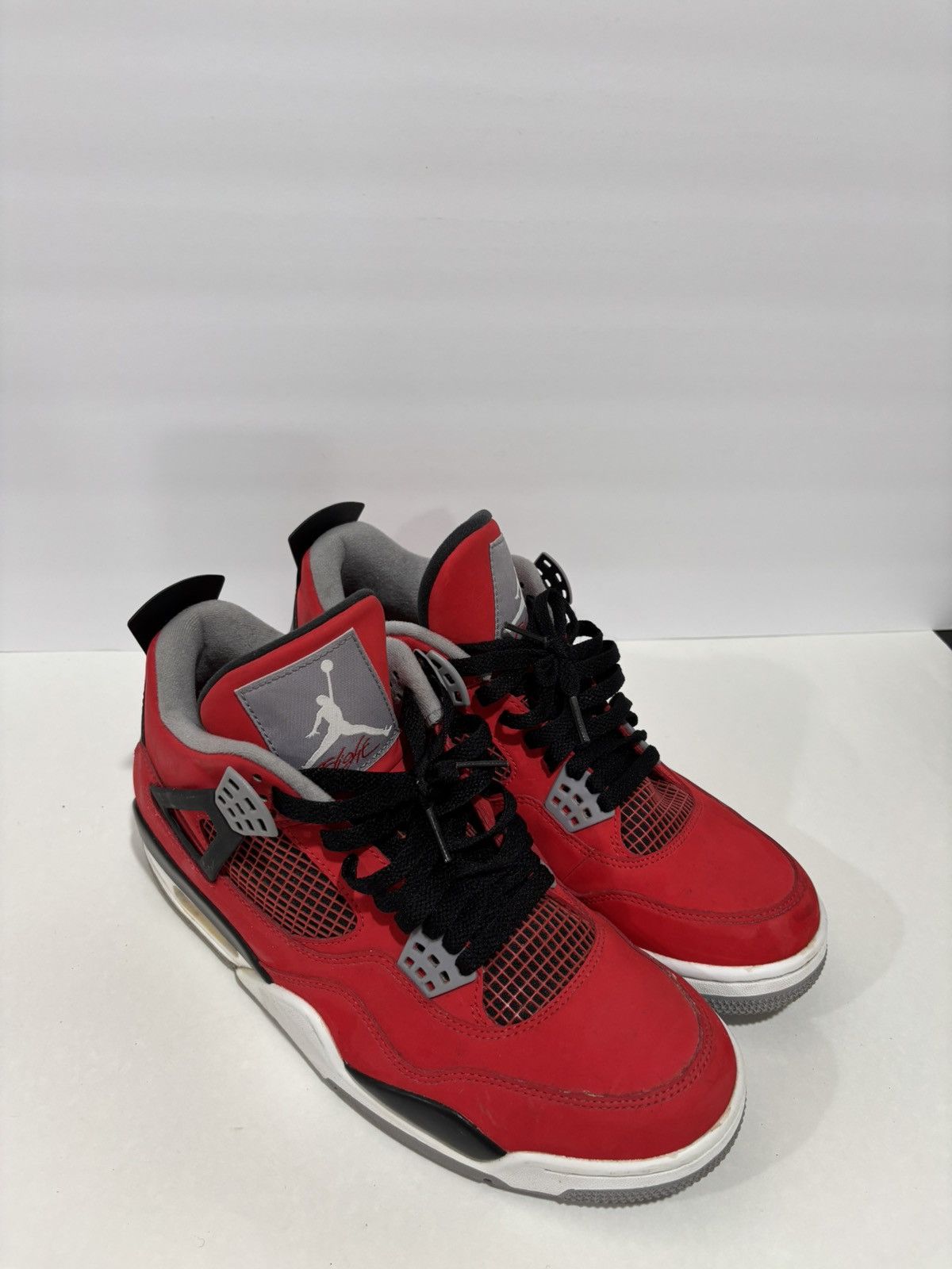 Jordan Brand Jordan 4 Retro "Toro Bravo" Size US 9.5 / EU 42-43 - 1 Thumbnail