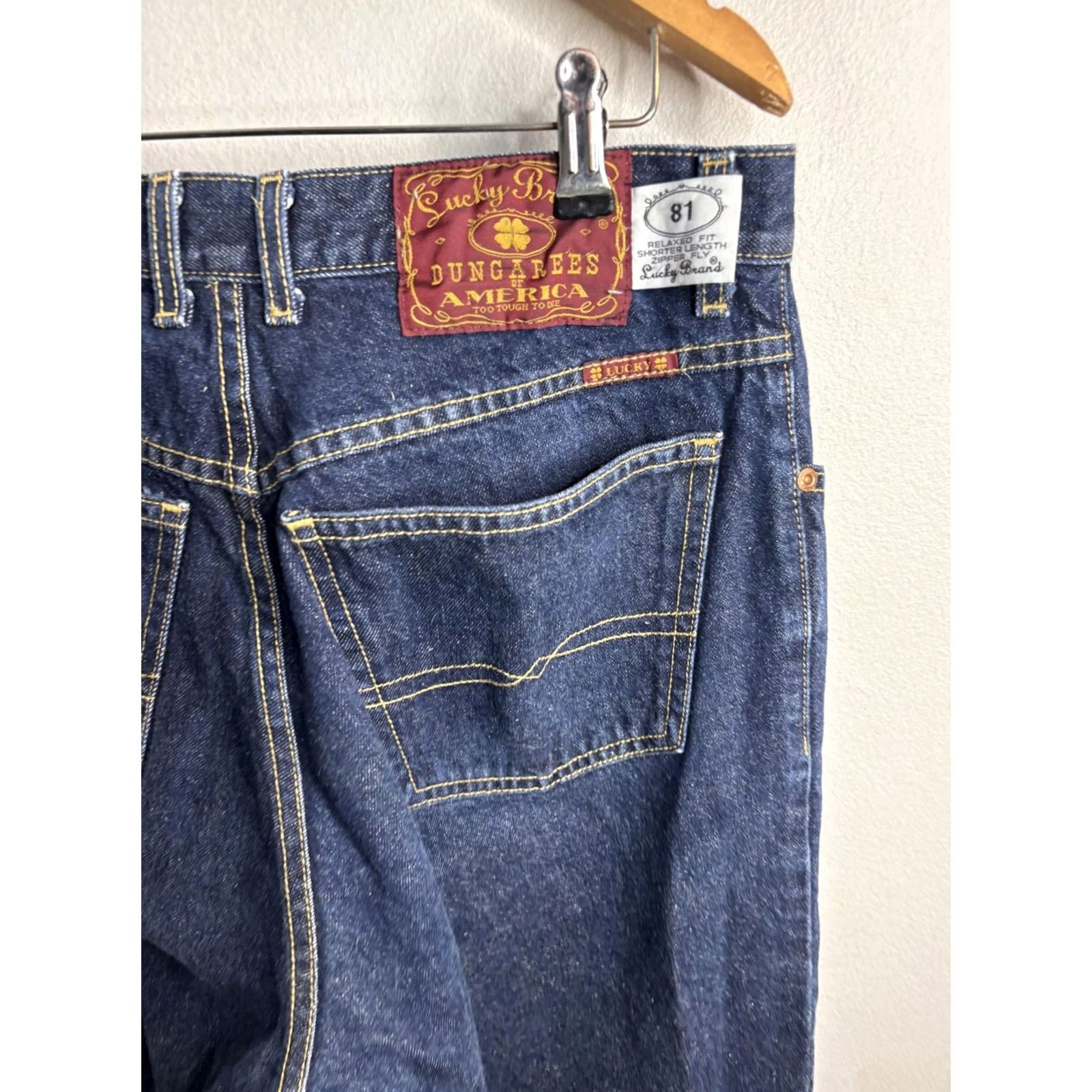 Lucky Brand VINTAGE Lucky Brand Dungarees Jeans Mens 33x29 Blue 81 Relaxed Straight USA Jeans Mens 33 Blue 5-Pocket Logo Zip Fly Size US 32 / EU 48 - 2 Thumbnail