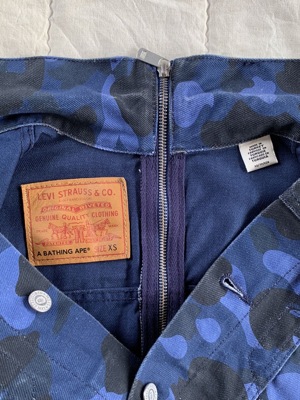Bape Levis x Bape Blue Camo Trucker Jacket Size US XS / EU 42 / 0 - 3 Thumbnail