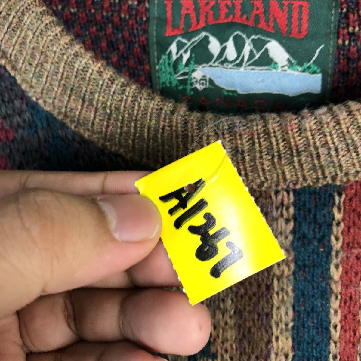 Vintage Lakeland canada vintage art Brown Knitwear sweatshirt #A1267 Size US M / EU 48-50 / 2 - 10 Thumbnail