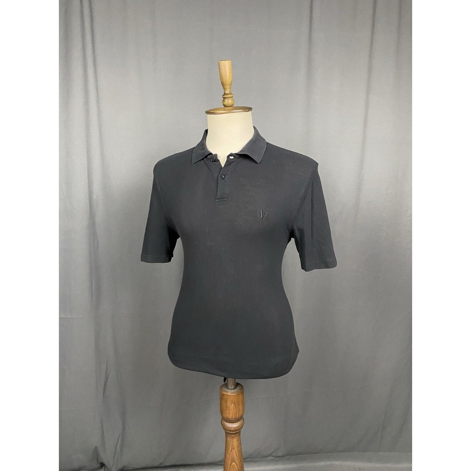 Versace Vesace Small Logo VTG Men's Black Polo T-Shirt Size S-M Size US M / EU 48-50 / 2 - 4 Thumbnail