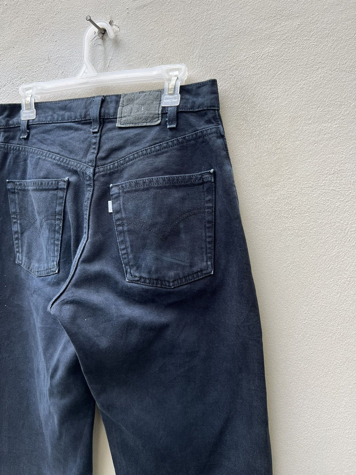 Levi's Vintage 1997 Levi’s Silvertab Fade Black Denim Relaxed Jeans Size US 29 - 18 Thumbnail
