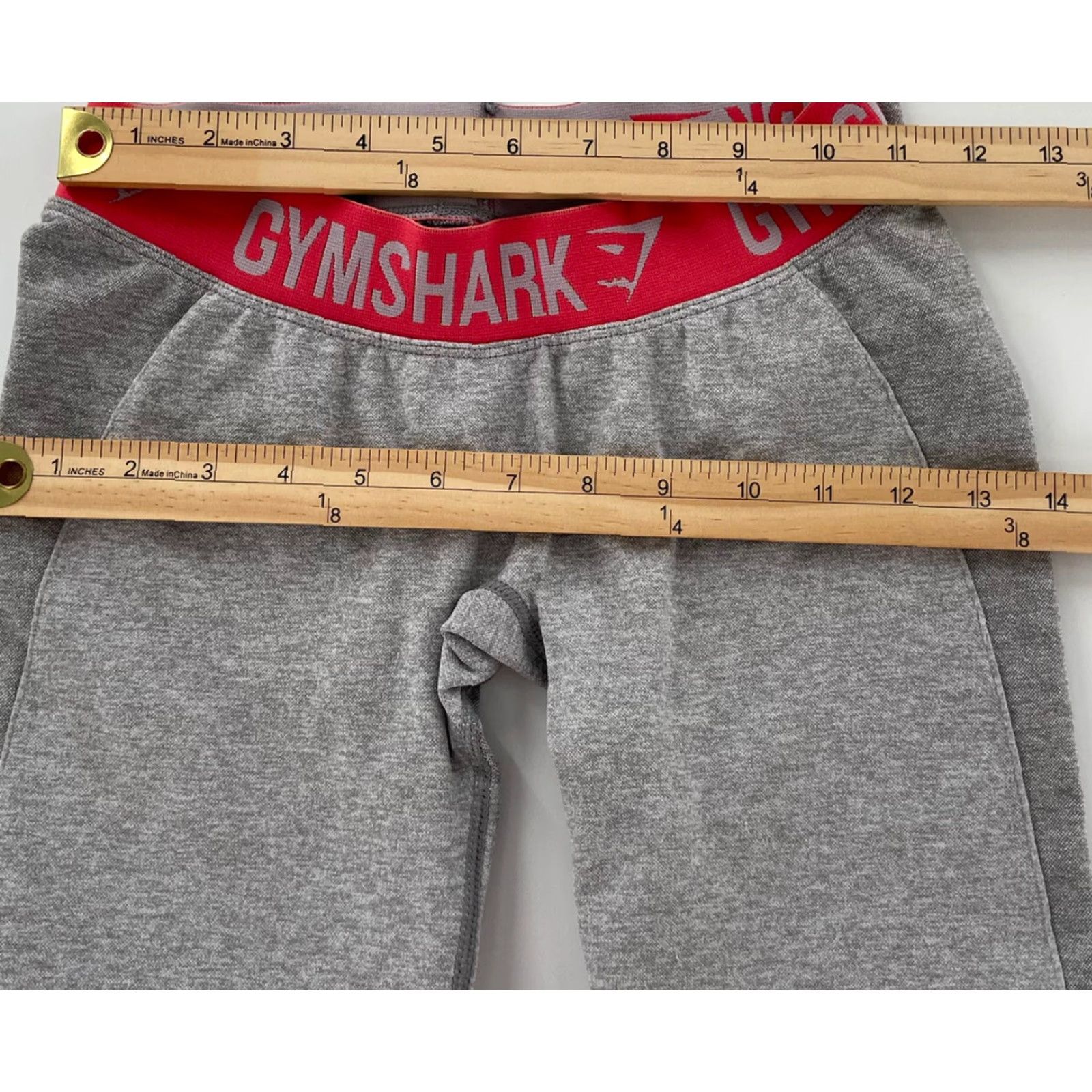 Gymshark Gymshark Dry Women's Small Gray Pink Leggings Gym Athletic Activewear Yoga Ladies S Compression Tapered Leg Pattern Solid Nylon Polyester Elastane Size 28" / US 6 / IT 42 - 6 Thumbnail