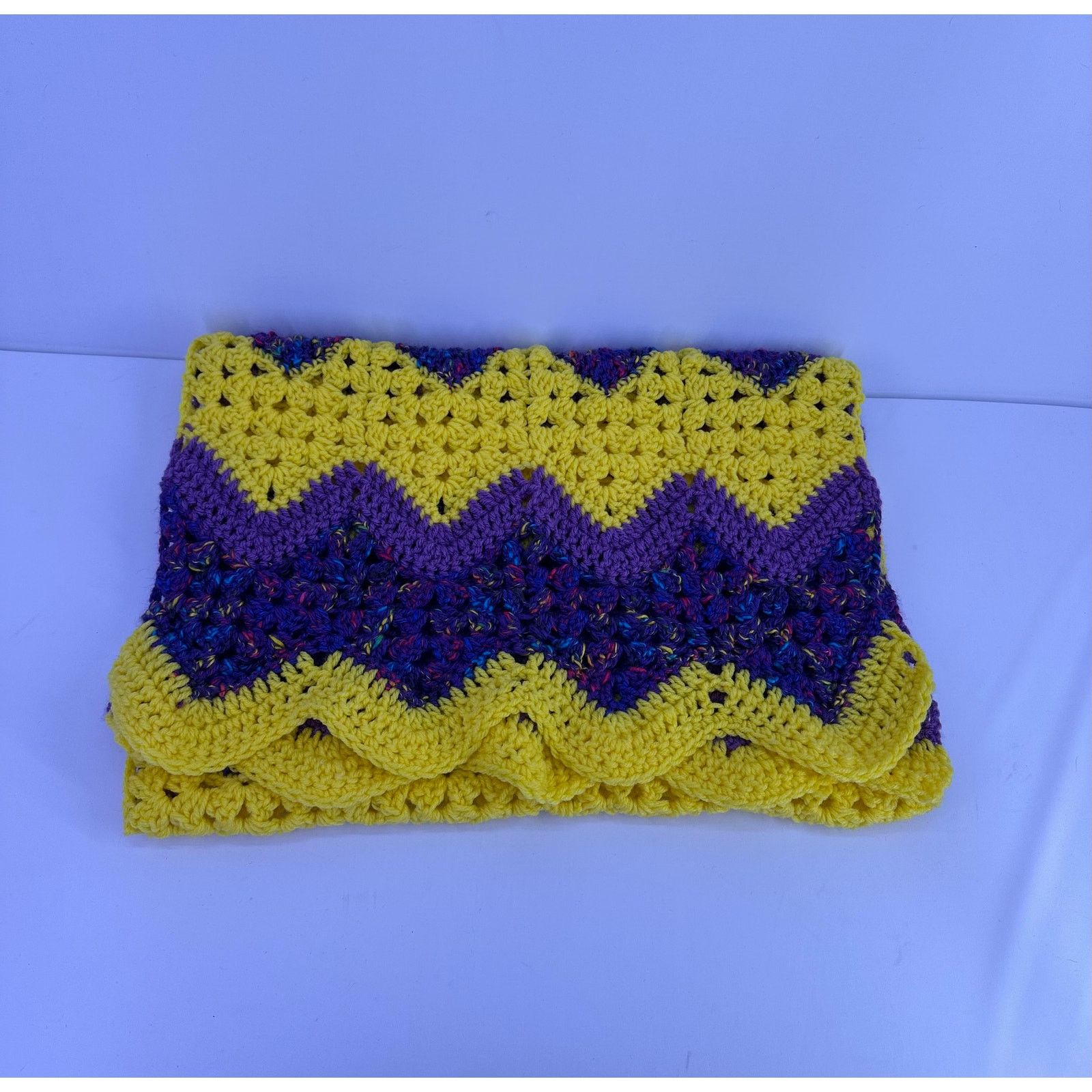 & Other Stories Vikings Theme Granny Crochet Handmade Furniture Cover Size ONE SIZE - 6 Thumbnail
