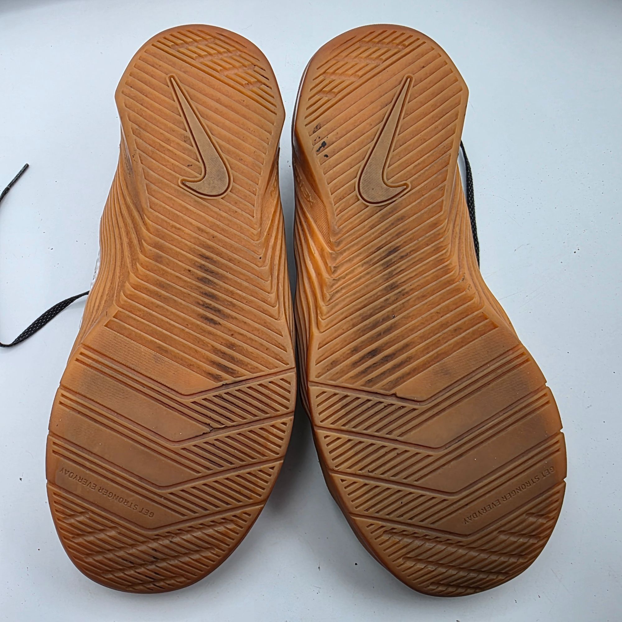 Nike Nike Metcon 6 By You Mens Size 9 White Gum Brown Training Sh Size US 9 / EU 42 - 8 Thumbnail