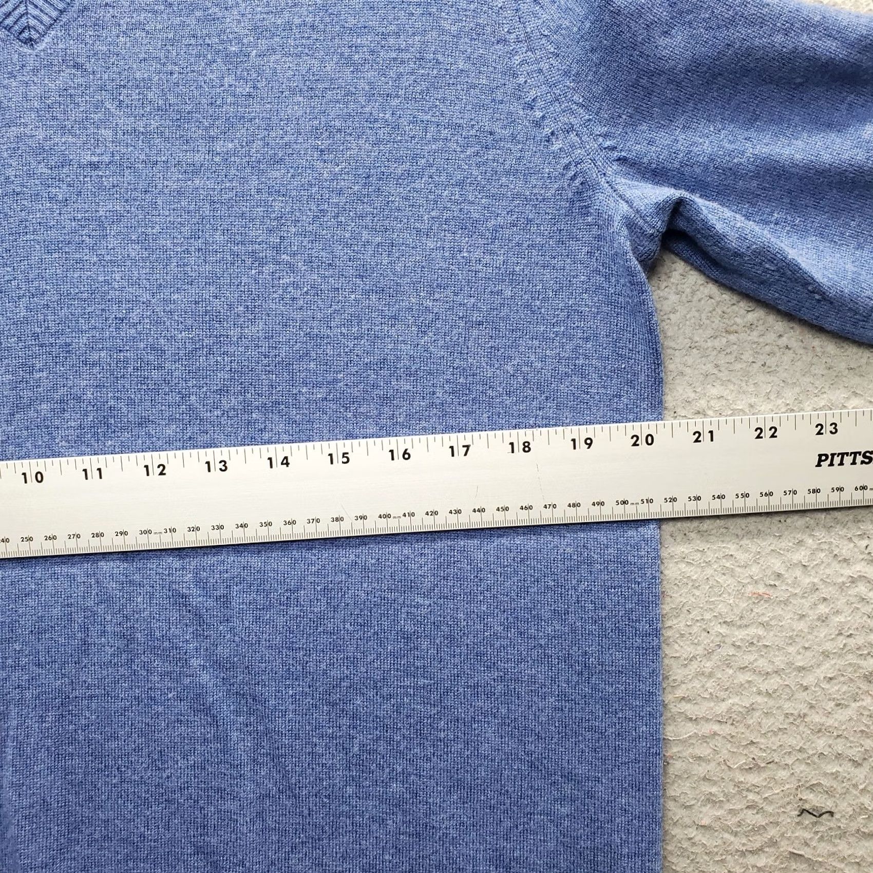 Banana Republic Banana Republic Sweater Mens Large Blue Extra Fine Merino Long Sleeve V-Neck Size US L / EU 52-54 / 3 - 3 Thumbnail