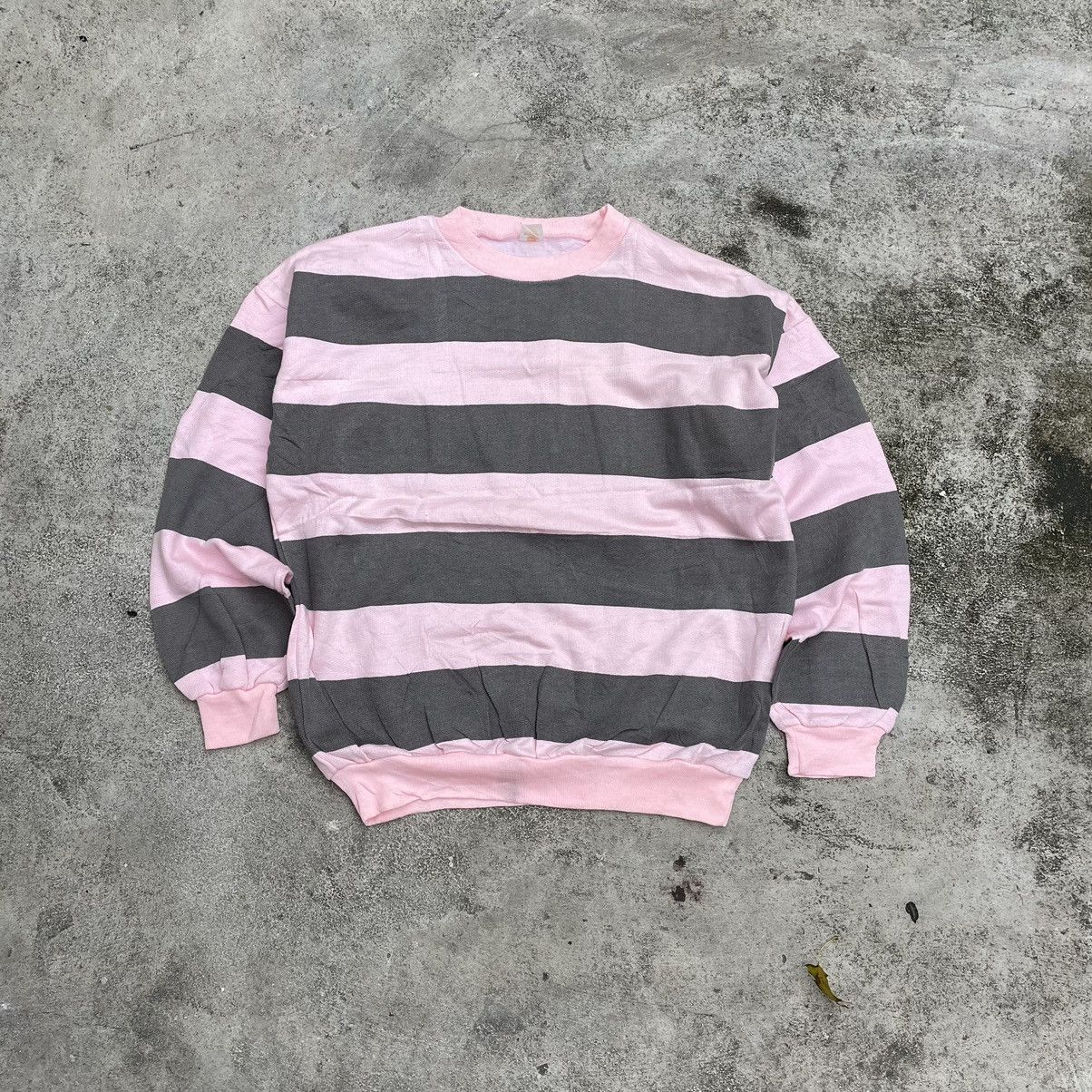 Vintage Vintage 90s Y2K Pink Black Striped Crewneck Sweater Swag L Size US L / EU 52-54 / 3 - 1 Thumbnail