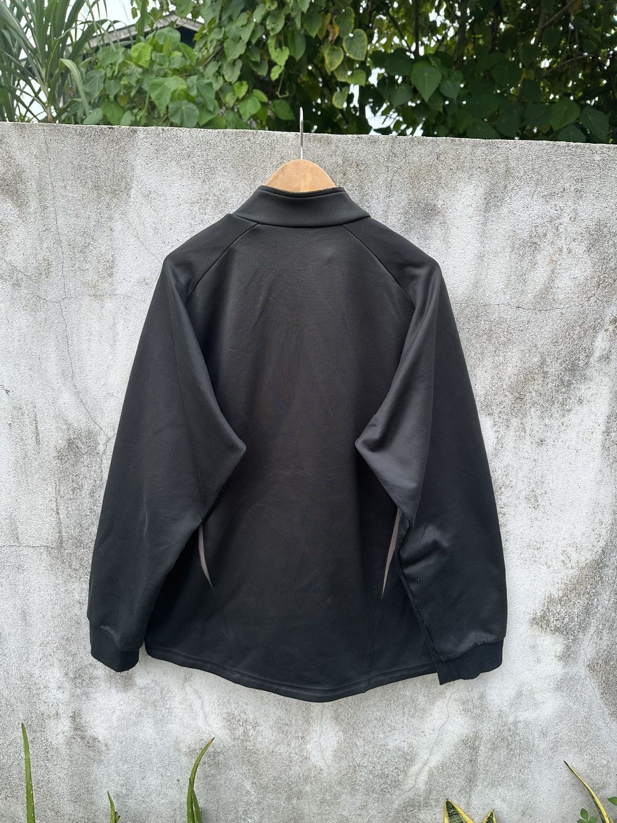 Nike Nike black sweater Size US XL / EU 56 / 4 - 5 Thumbnail