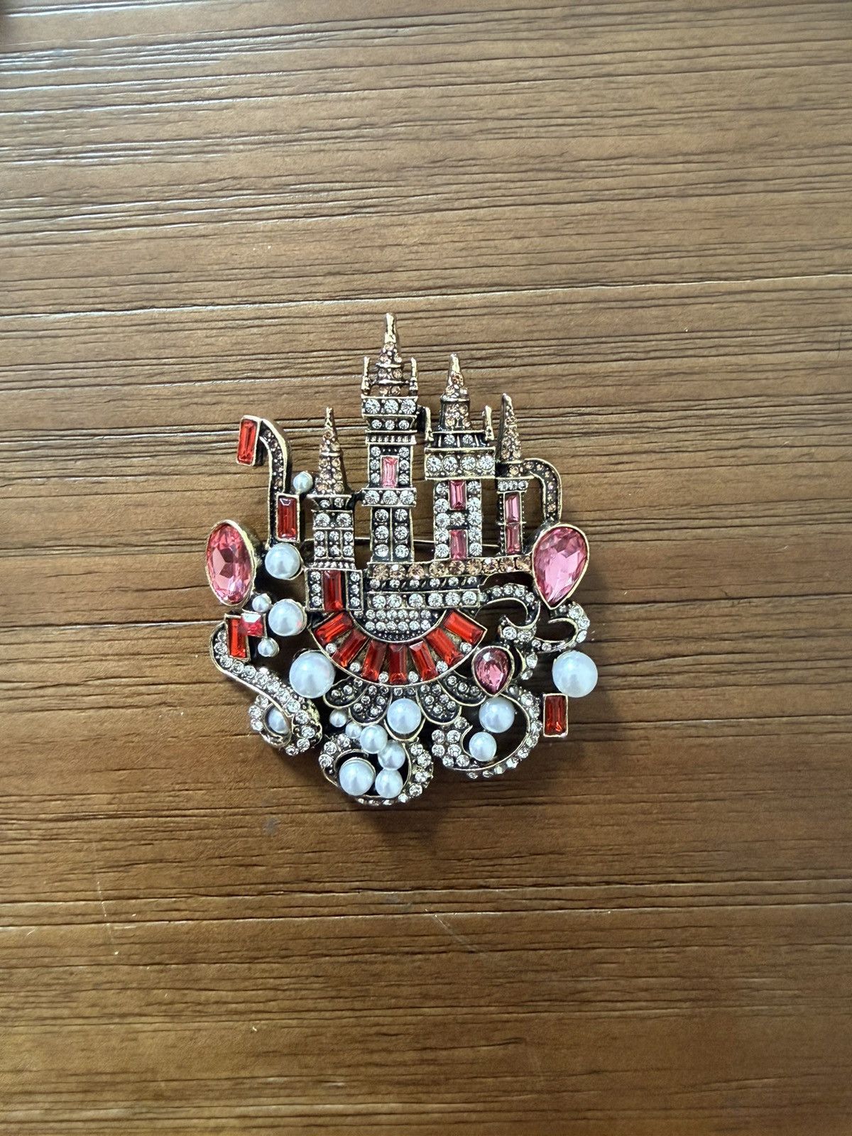 Other Castle Brooch Size ONE SIZE - 1 Thumbnail