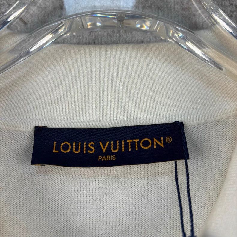 Louis Vuitton Louis Vuitton SS24 Solid Button Pullover Knitted Short Sle Size US XXL / EU 58 / 5 - 4 Thumbnail