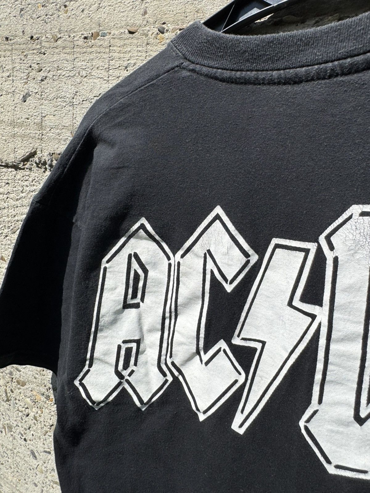 Vintage Vintage AC/DC 2004 Crewneck Black Tee Size US XL / EU 56 / 4 - 11 Thumbnail