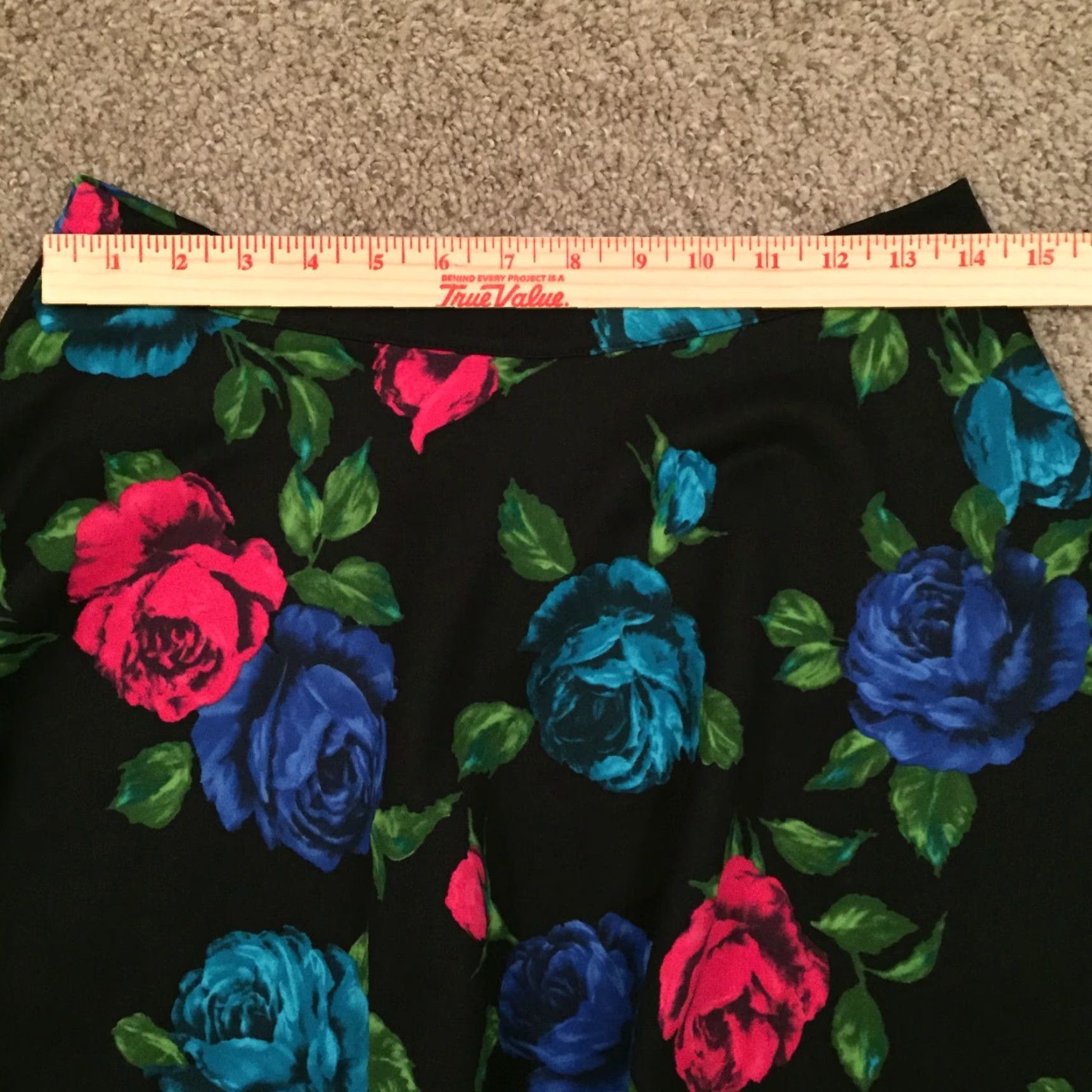 Forever 21 Forever 21 Skirt Medium Black Floral Flare Short Unlined Size 32" / US 10 / IT 46 - 3 Thumbnail